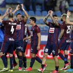 Los jugadores del Eibar celebran su victoria por 3-1 ante Las Palmas