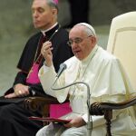 El Papa Francisco durante la audiencia con participantes de la reunión internacional de jóvenes consagrados