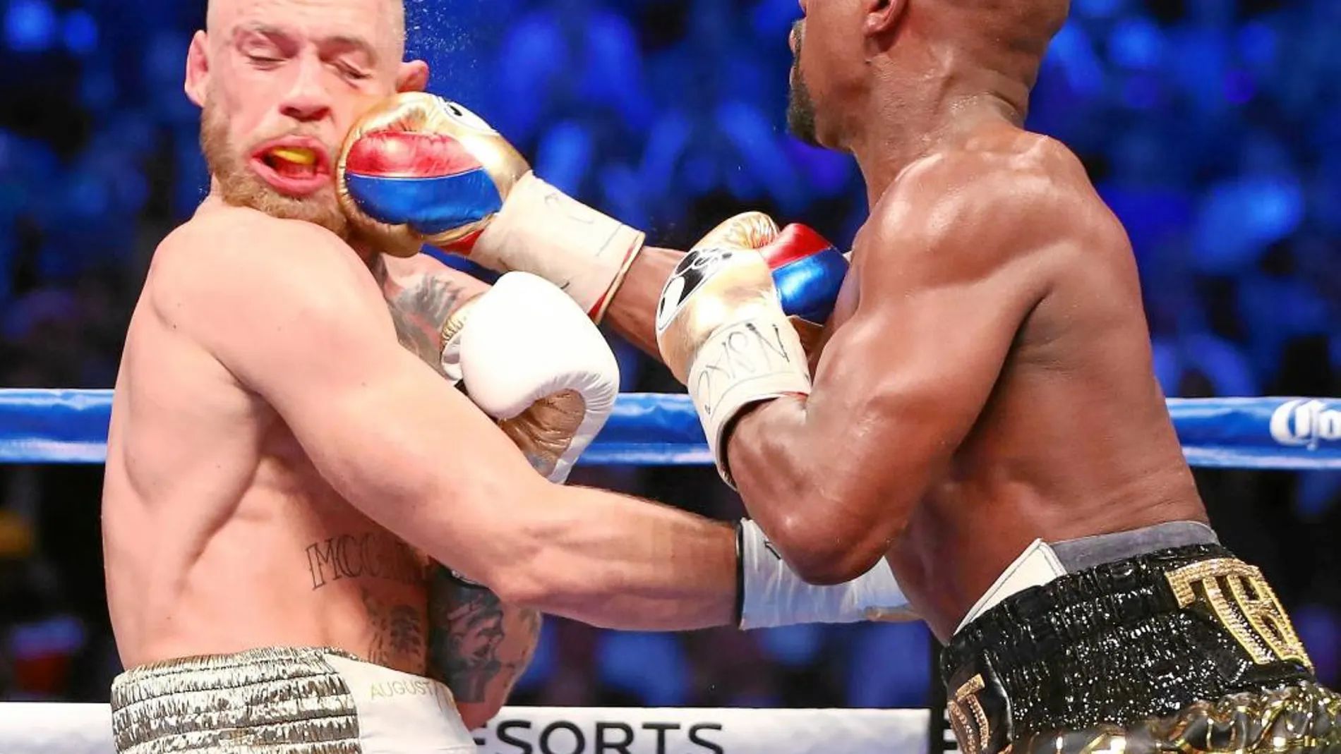 Mayweather junior al concluir el combate dijo que "una victoria es una victoria, sin importar como la consigas"