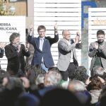 Imagen del acto de campaña de ayer de ERC, con Toni Castellà, Carles Mundó, Raül Romeva y Gabriel Rufián.