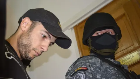 Sergio Morate a su llegada a la segunda audiencia con el juez en el Tribunal de Timisoara