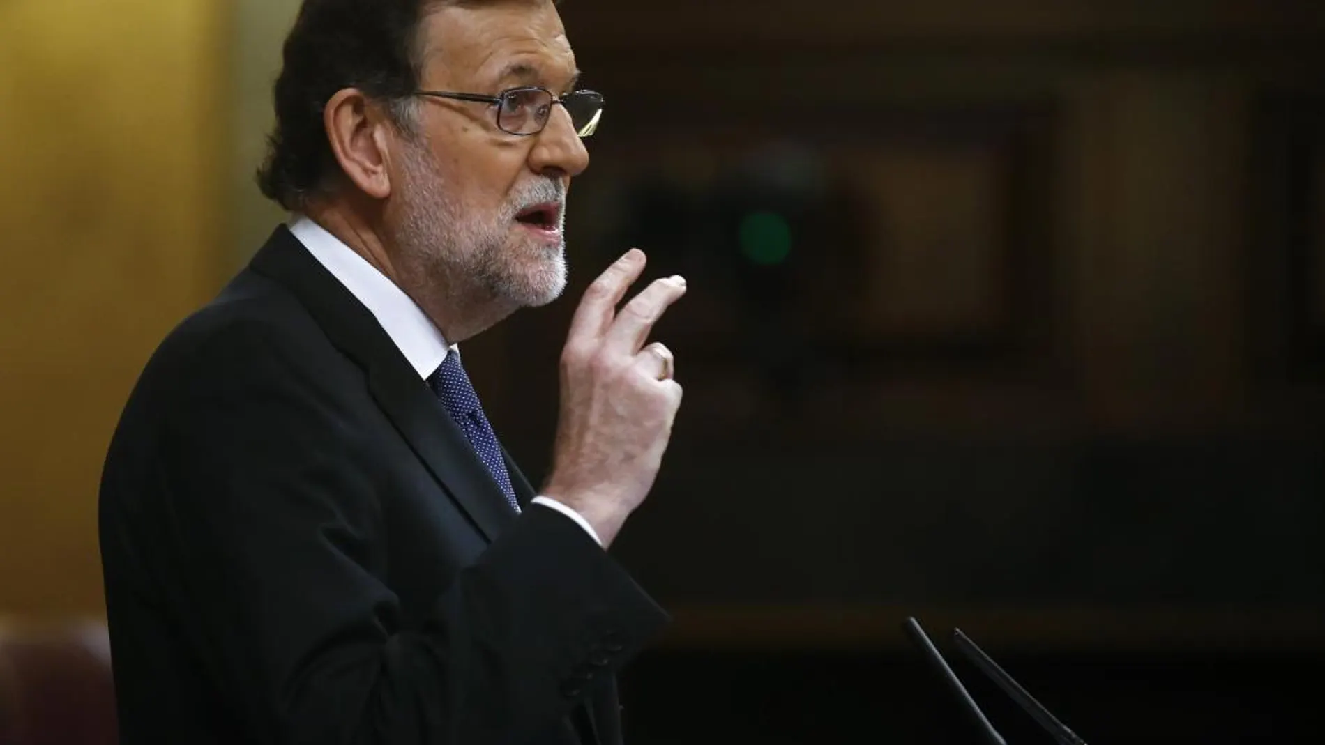 El presidente del Gobierno en funciones, Mariano Rajoy, comparece para informar de los resultados de la Cumbre de la UE que abordó la situación de los refugiados en Europa