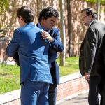Moragas saluda a Rivera, al que conoce desde hace años de Barcelona, el día de la primera ronda con Rajoy