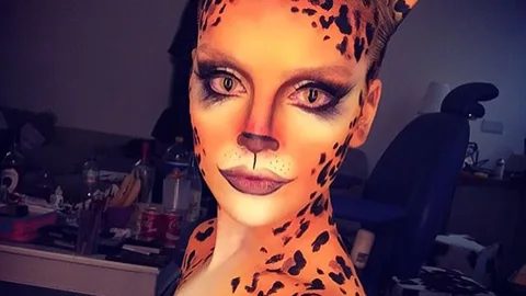 Perrie Edwards, disfrazada de tigresa