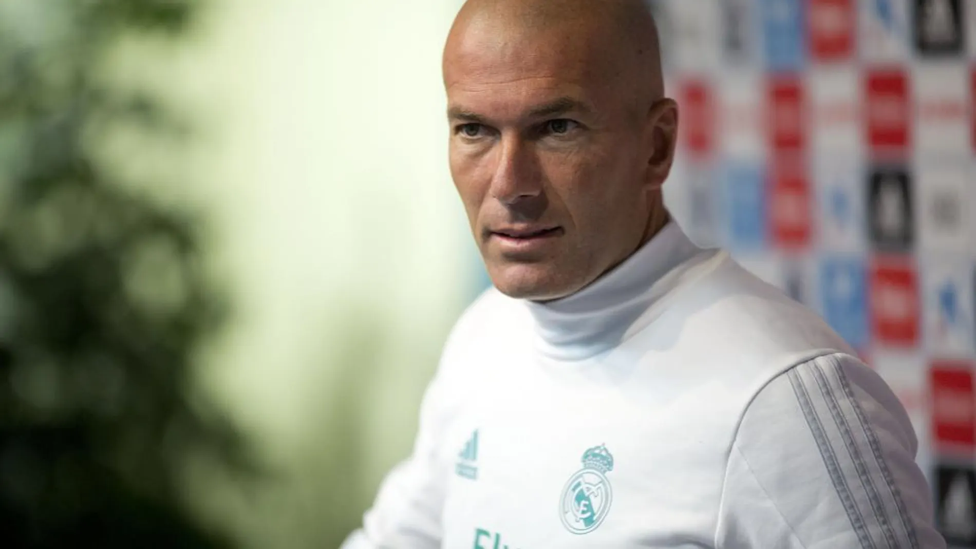 Zidane: «Nos falta un delantero»