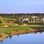 Las Colinas Golf CC siete años reconocimientos