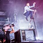 Chester Bennington durante un concierto