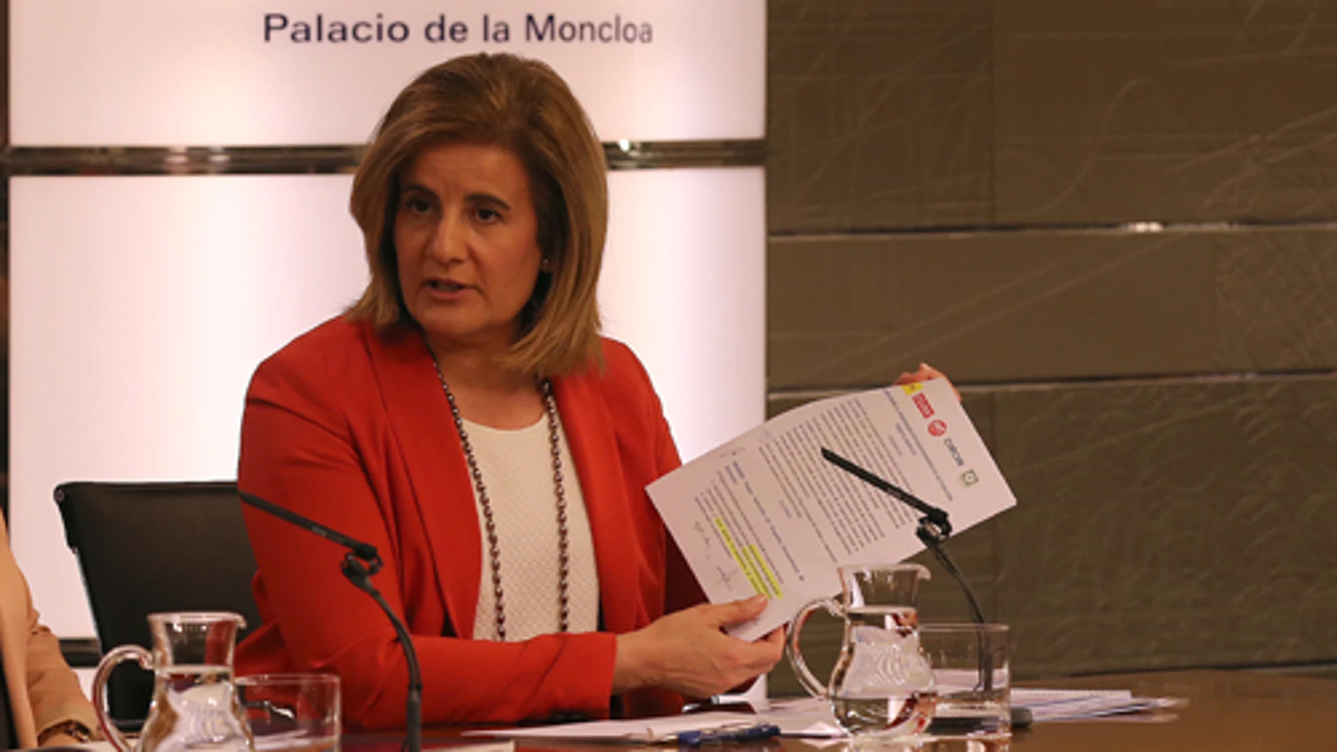 Fátima Báñez, hoy, durante la rueda de prensa posterior al Consejo de Ministros.