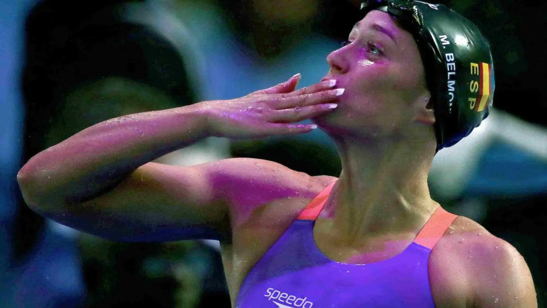 Mireia Belmonte tras conseguir la medalla de plata en la final de los 1.500m libres femeninos del Mundial de Natación que se disputa en Budapest (Hungría).