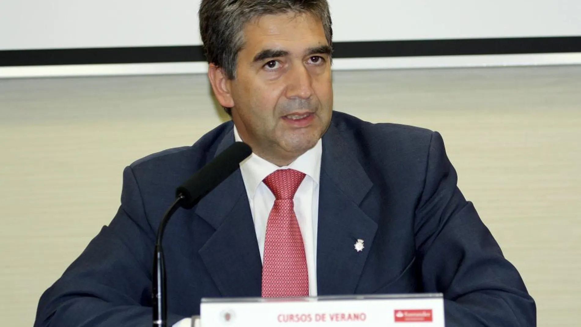 El director general de la Policía, Ignacio Cosidó