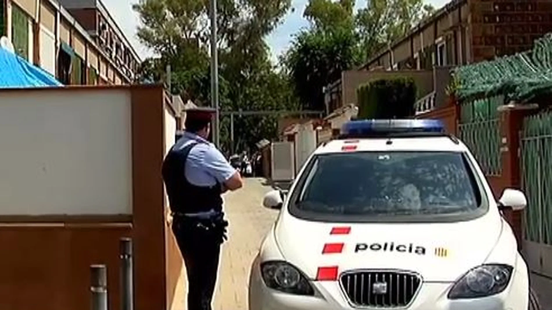 Acuchillan a un hombre de 64 años al sorprender a un ladrón en casa de su vecino