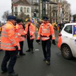 ¿Por qué la Policía belga llevaba esteladas?