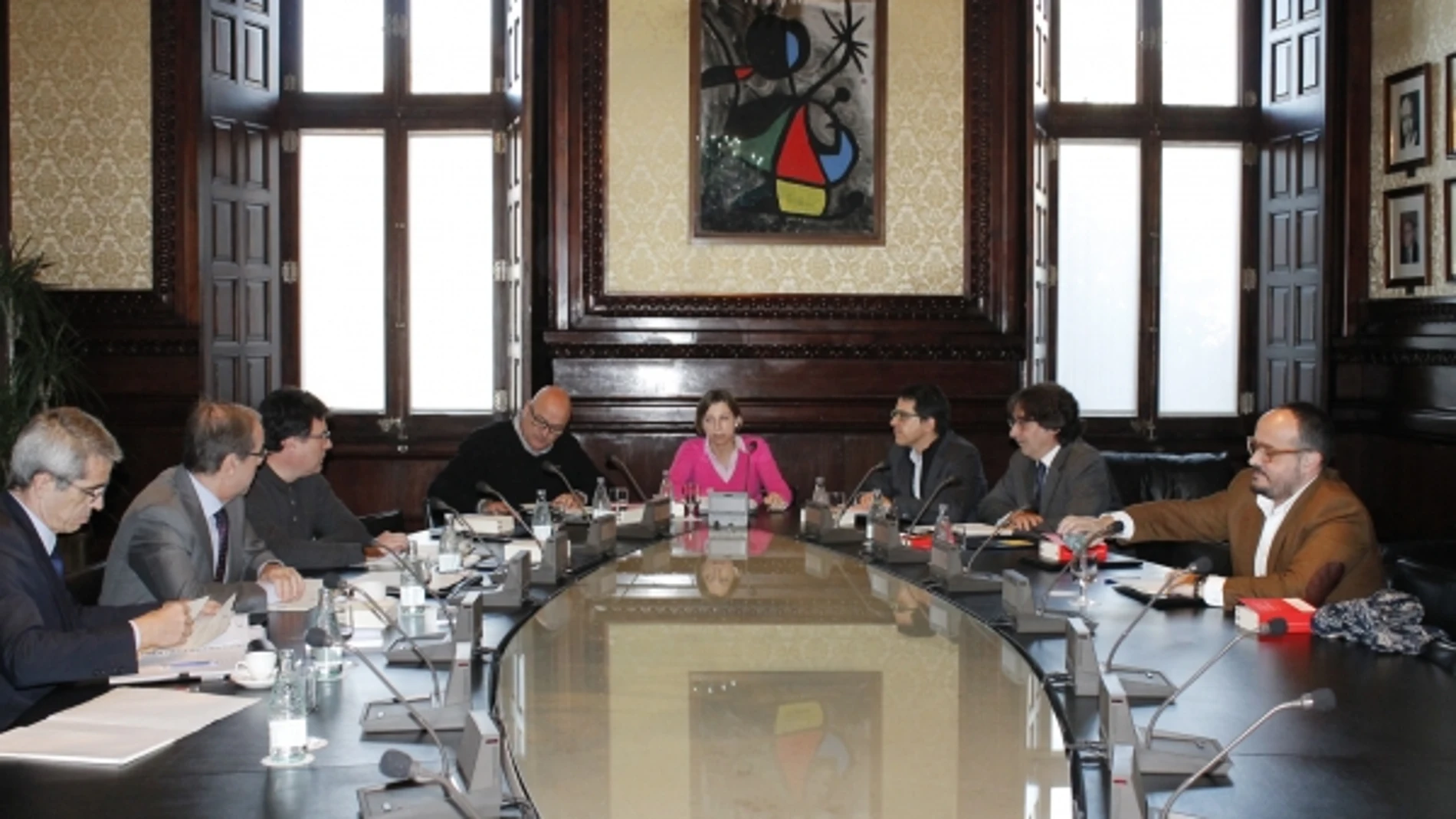 Reunión de la Mesa del Parlamento de Cataluña