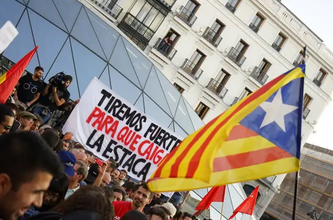 Enfrentamiento verbal con gritos de «Arriba España» y «fuera fascistas», en la protesta de Madrid