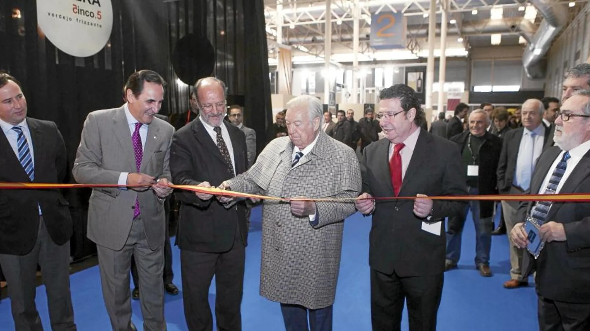 León de la Riva, José Rolando Álvarez, David Álvarez y Máximo Gómez inauguran el Salón de la Alimentación