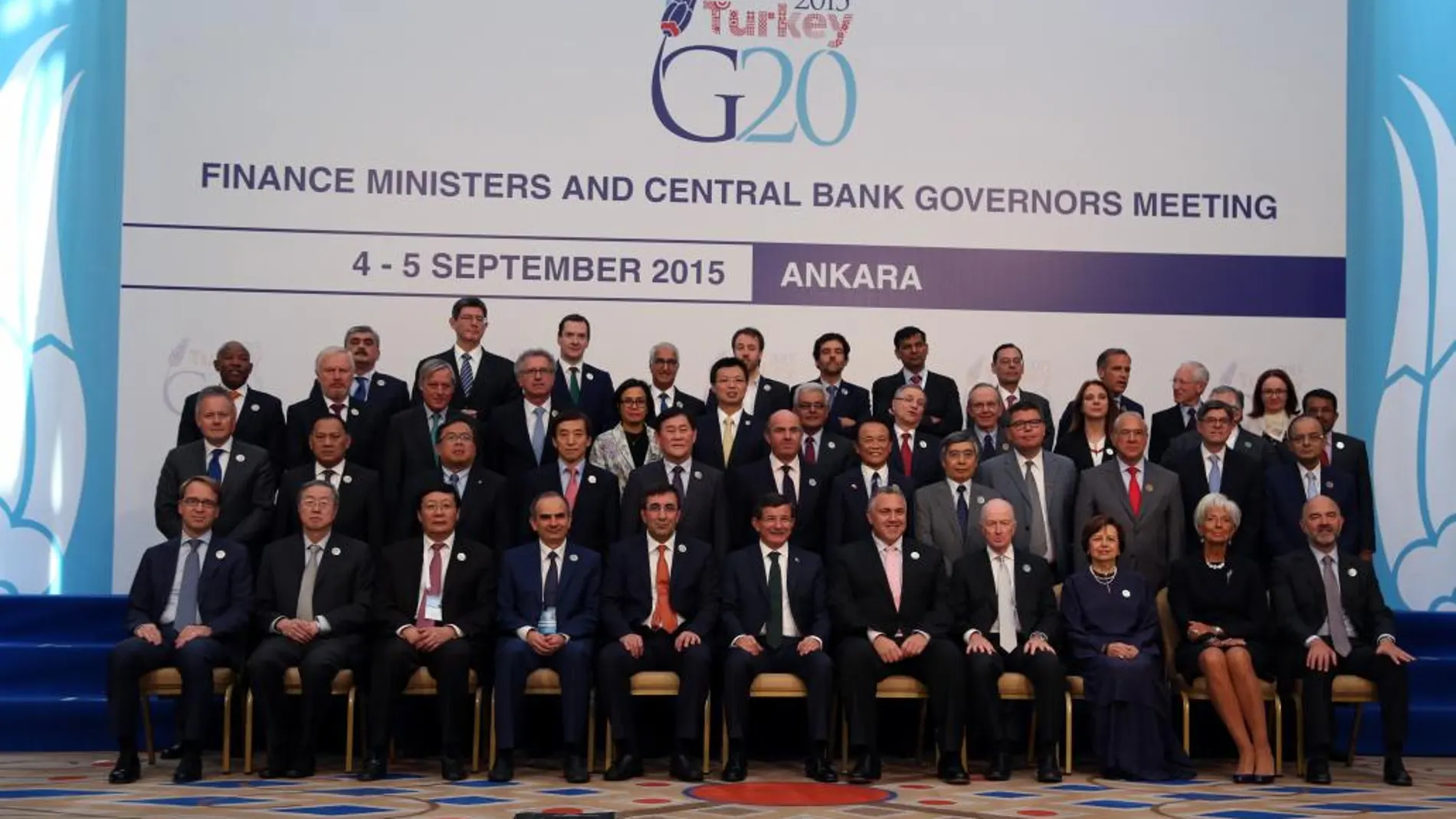 Los ministro de Finanzas del G20 posan en la Cumbre de Ankara.