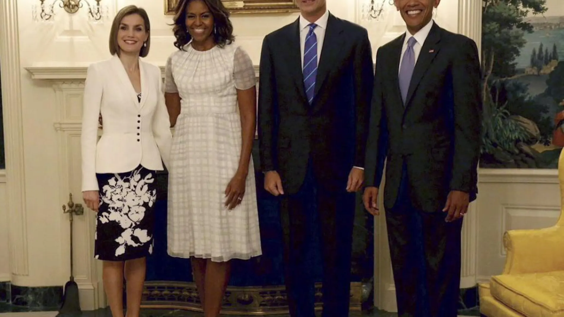 Los Reyes junto al presidente de EE UU y la primera dama en la Casa Blanca