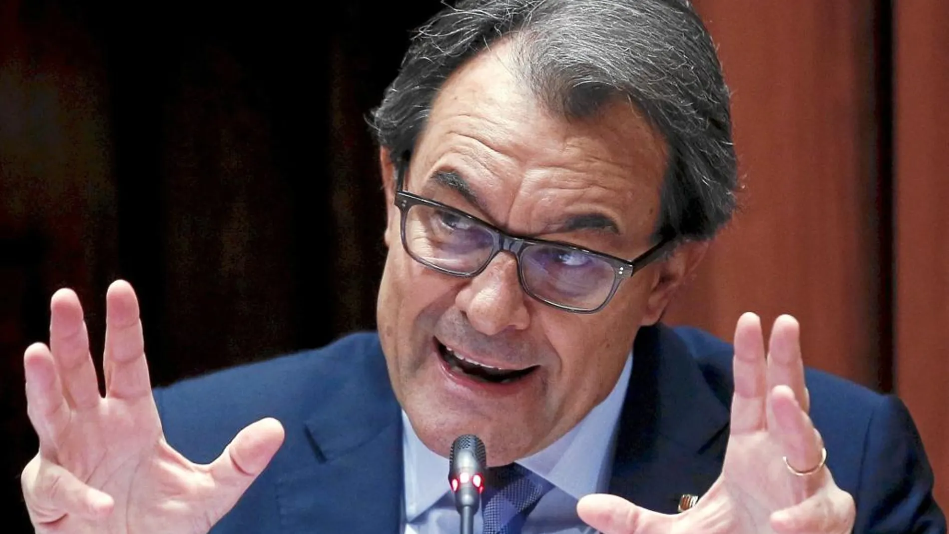 Artur Mas, ayer durante su comparecencia en el Parlament por el escándalo del 3%