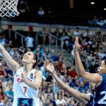 Alba Torrens, la MVP del torneo, anotó 18 puntos en la final ante Francia