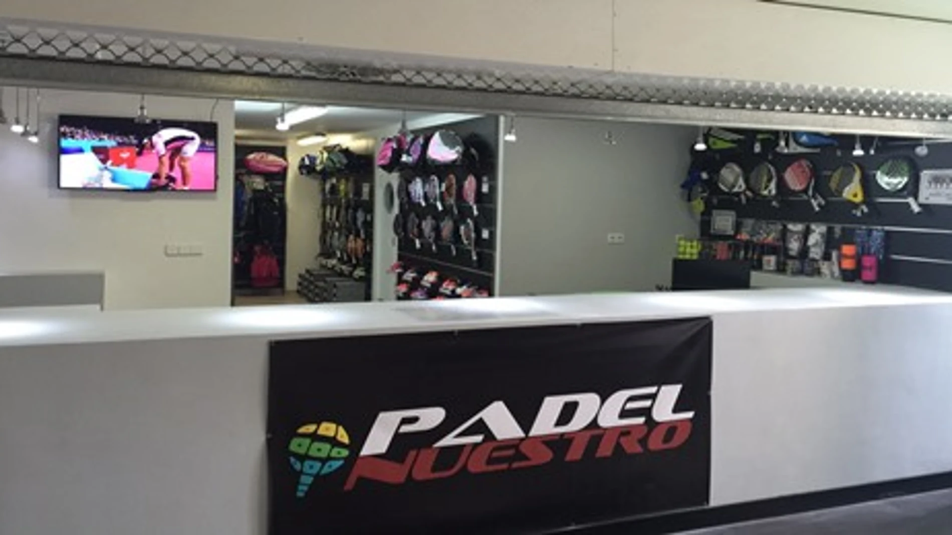 Tienda Padel Nuestro en Tres Cantos