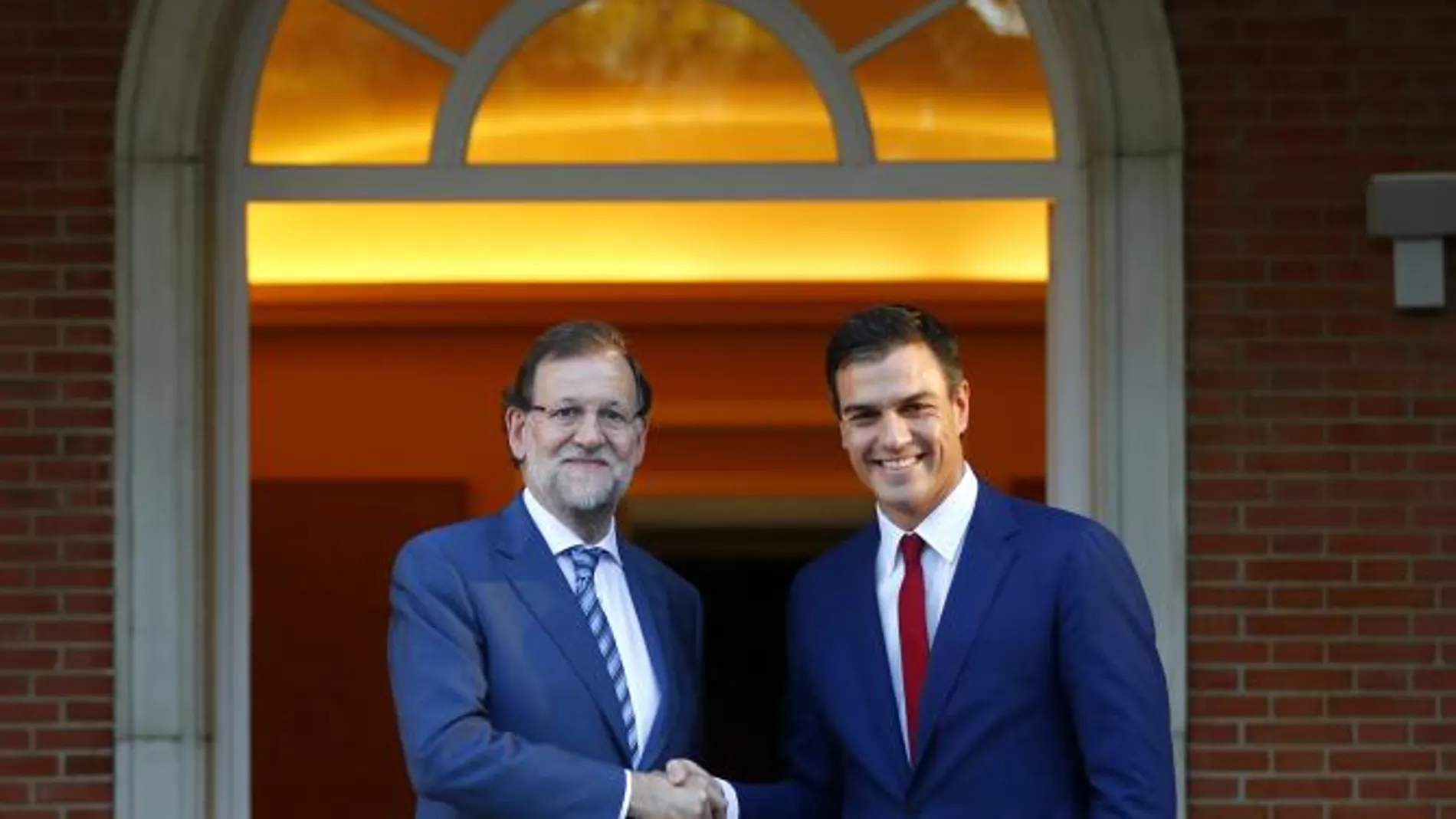 Rajoy ha recibido a Sánchez en La Moncloa