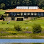 Izki Golf, casa club