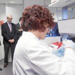 El consejero Fernando Rey visita, junto a Hernández Ruipérez, el edificio I+D+i de la Universidad de Salamanca