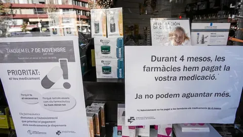Las nóminas de Navidad de los empleados en farmacias peligran. Así lo advierte un sector muy castigado por los impagos de la Generalitat