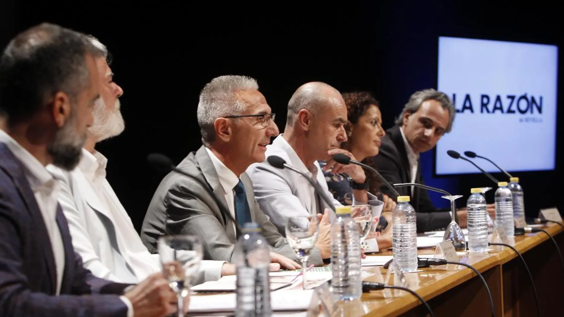 Momento de la presentación del programa en el que toma la palabra el nuevo consejero de Cultura, Miguel Ángel Vázquez