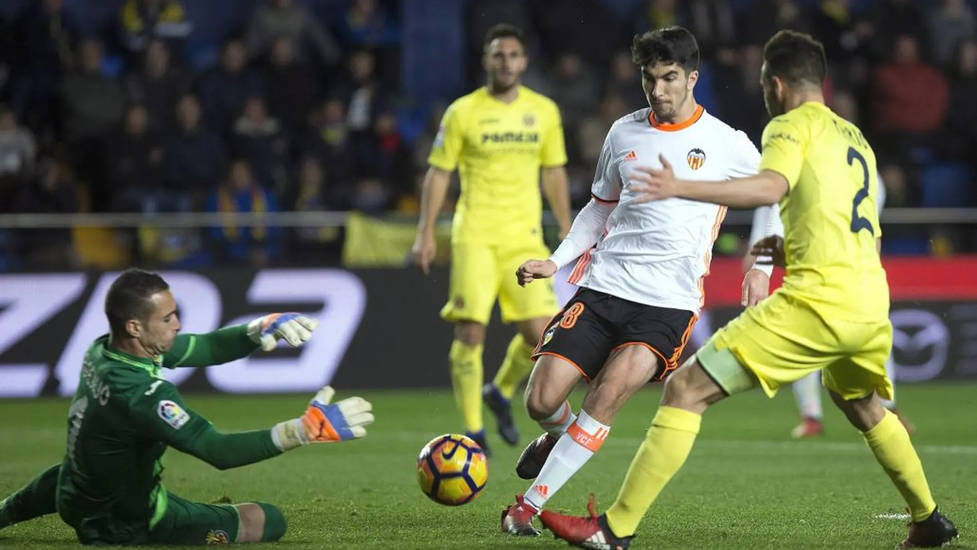 0-2: Un compacto Valencia superó a un Villarreal desdibujado
