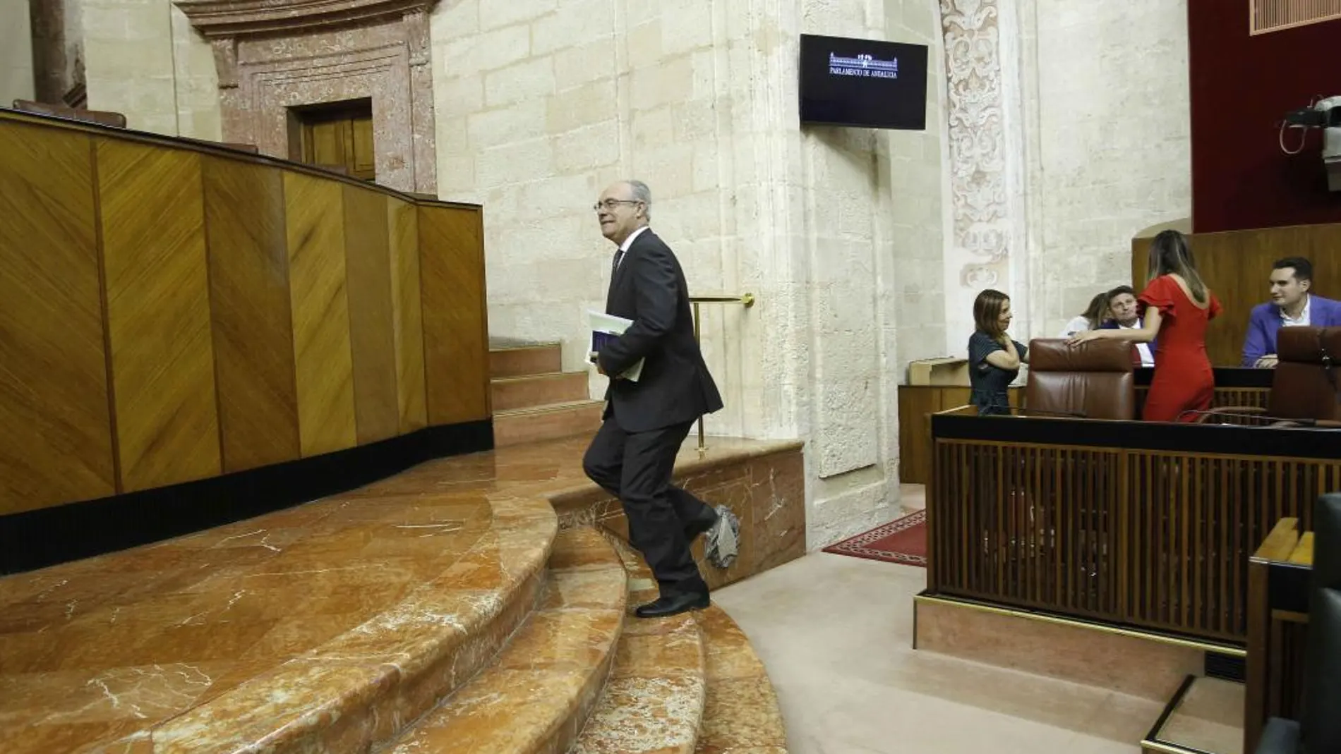 El Parlamento abre un nuevo periodo de sesiones y celebra su primer pleno mañana y el jueves