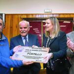 Pilar del Olmo y Jesús Julio Carnero, junto a Javier Velasco y Juan Ignacio Álvarez en la localidad de Portillo