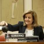 La ministra de Empleo, Fátima Báñez, compareció ayer en la comisión del Pacto de Toledo pa