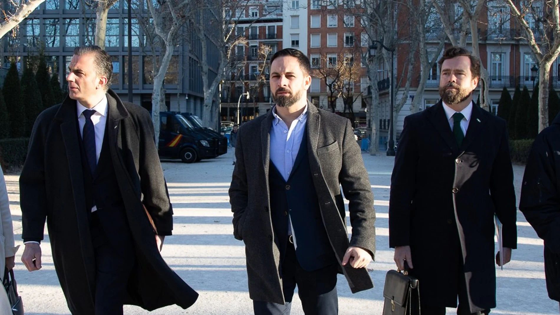 Abascal, Ortega Smith y Espinosa de los Monteros encabecerán la lista de Vox por Madrid