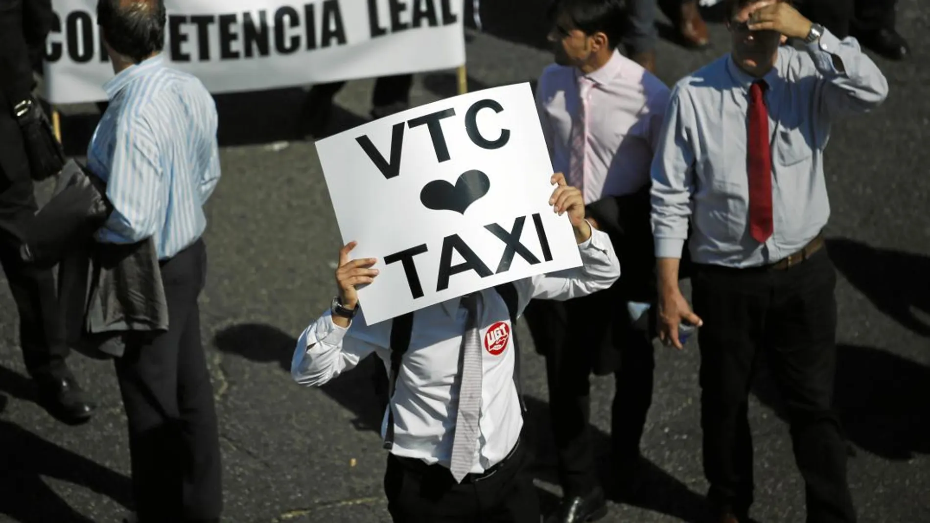 En España ya hay 12.142 licencias VTC, frente a 65.688 taxis