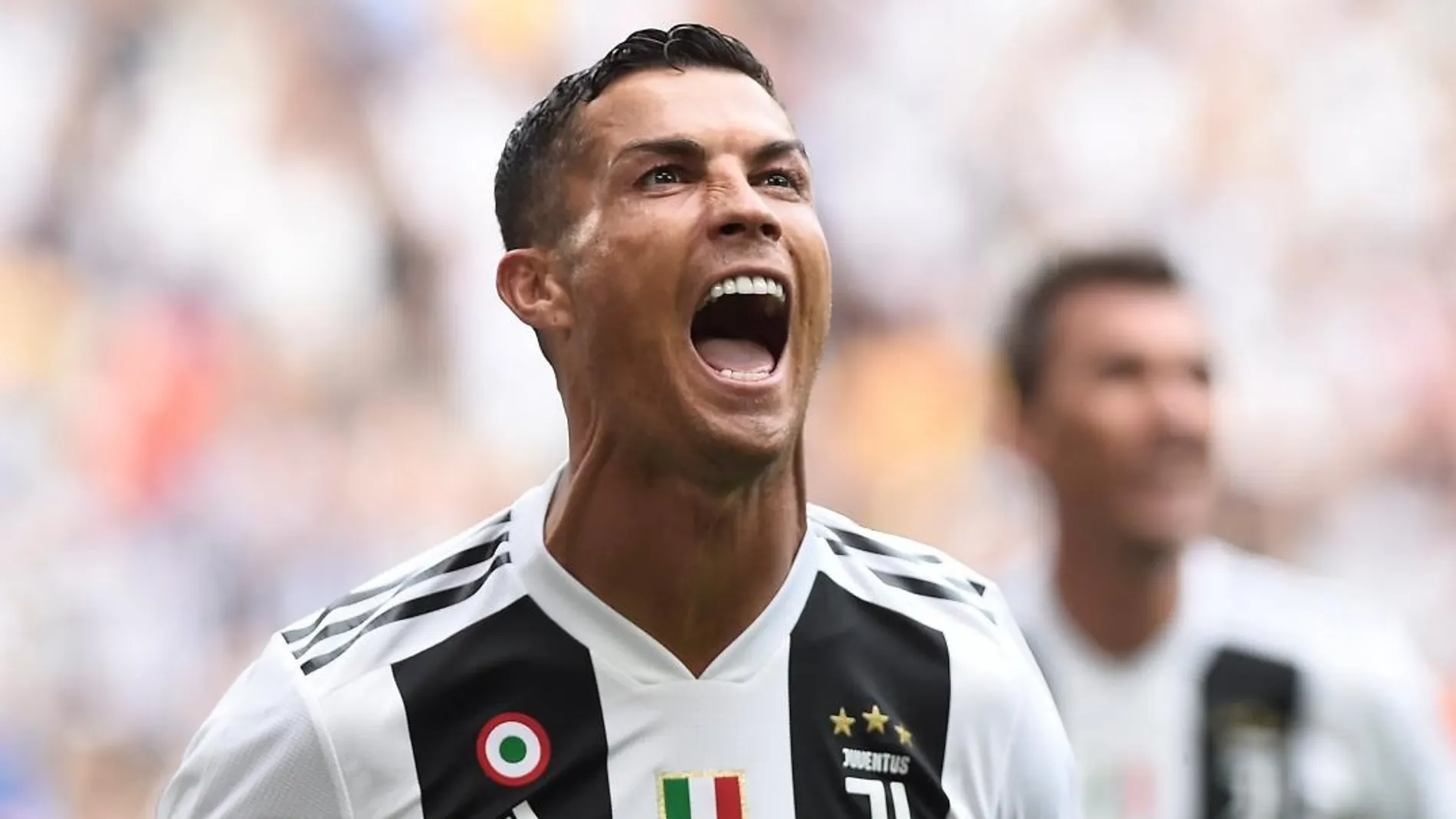 Ronaldo celebra su primer gol ante el Sassuolo