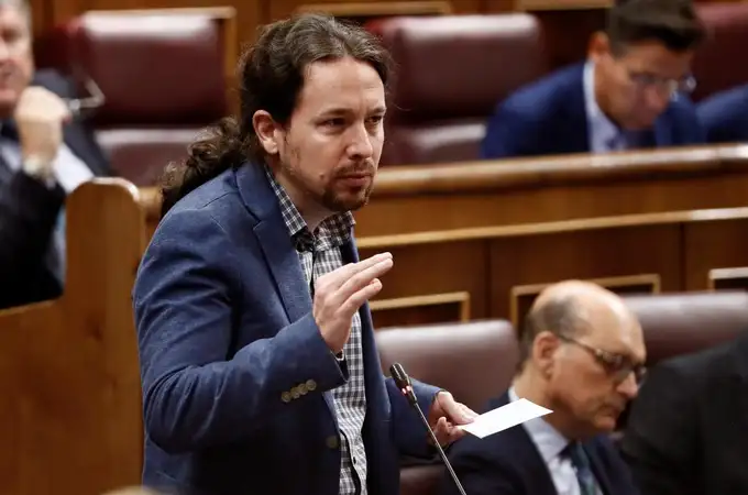 Iglesias le recuerda que llegó al Ayuntamiento gracias a Podemos e IU