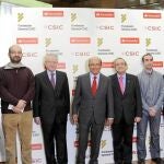 Algunos asistentes al acto de ayer