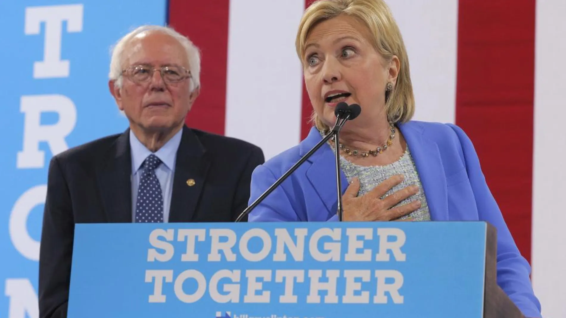Hillary Clinton en el primer acto de campaña conjunto con su rival en las elecciones primarias, el senador Bernie Sanders