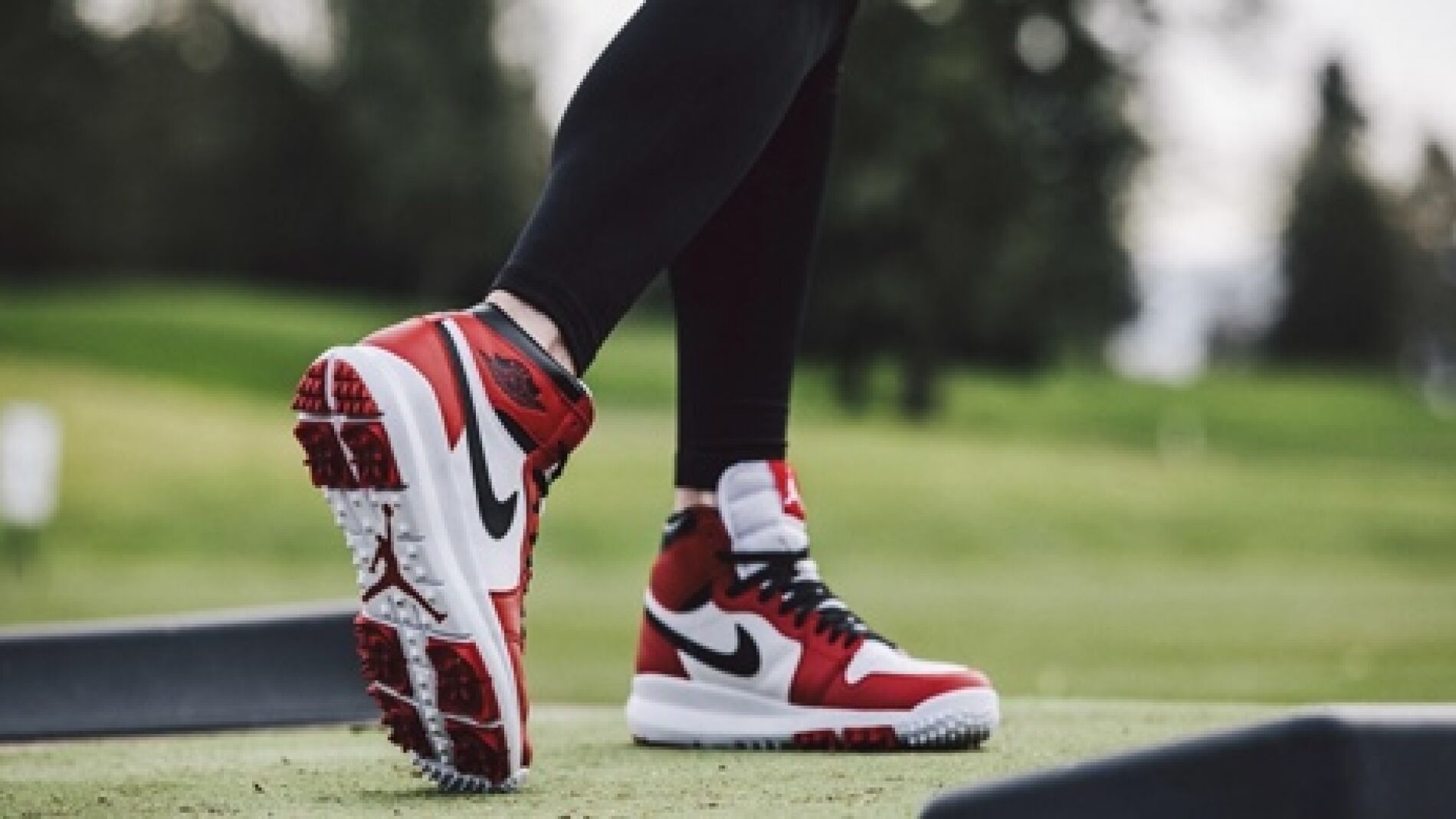 Las Air Jordan I de las canchas al campo de golf