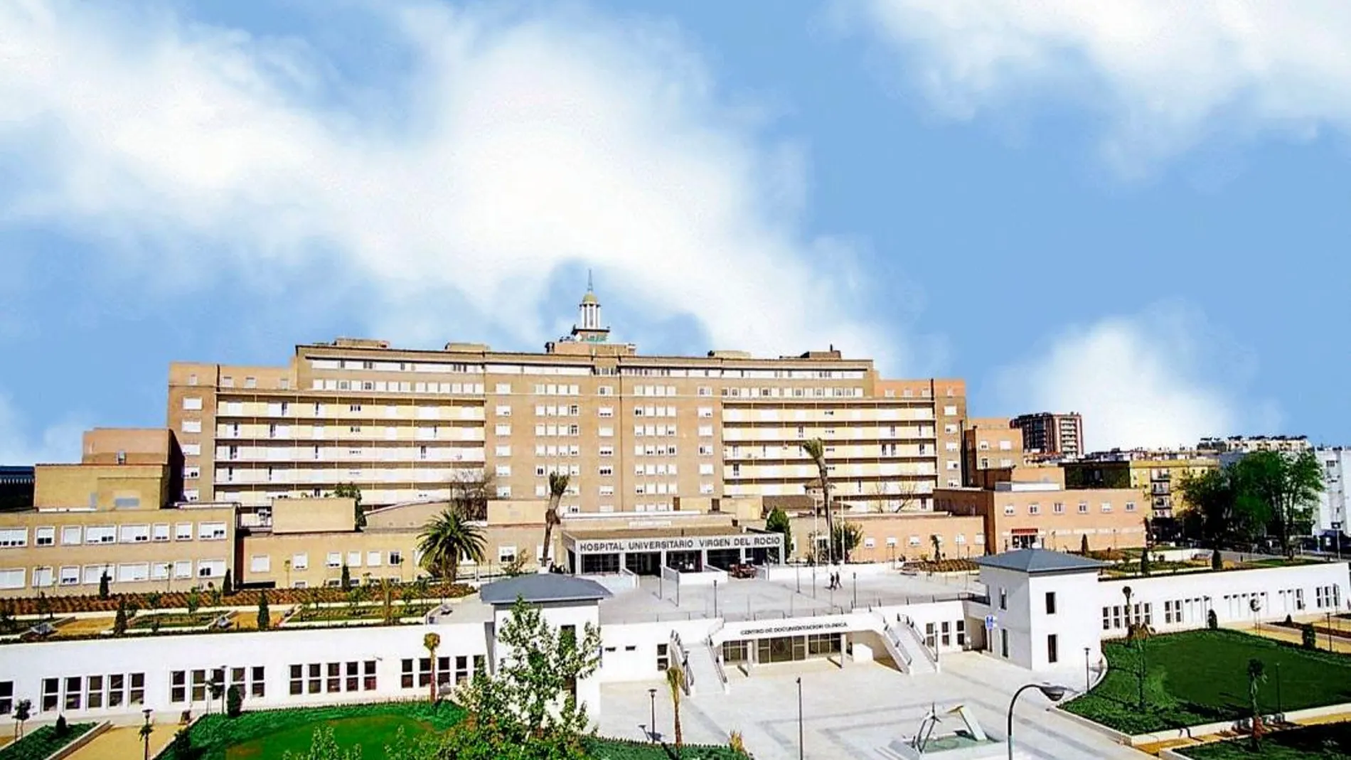 El Hospital Virgen del Rocío / Foto: La Razón