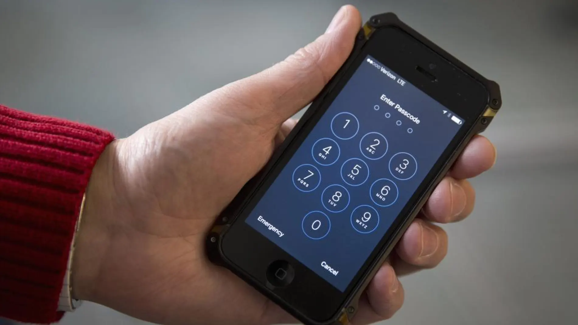Un juez de EE UU se niega a obligar a Apple a desbloquear un IPhone