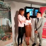 La consejera de Turismo y Cultura, Miriam Guardiola, junto a la alcaldesa de Archena, Patricia Fernández, presentó ayer la exposición «Centenario. Inocencio Medina Vera»