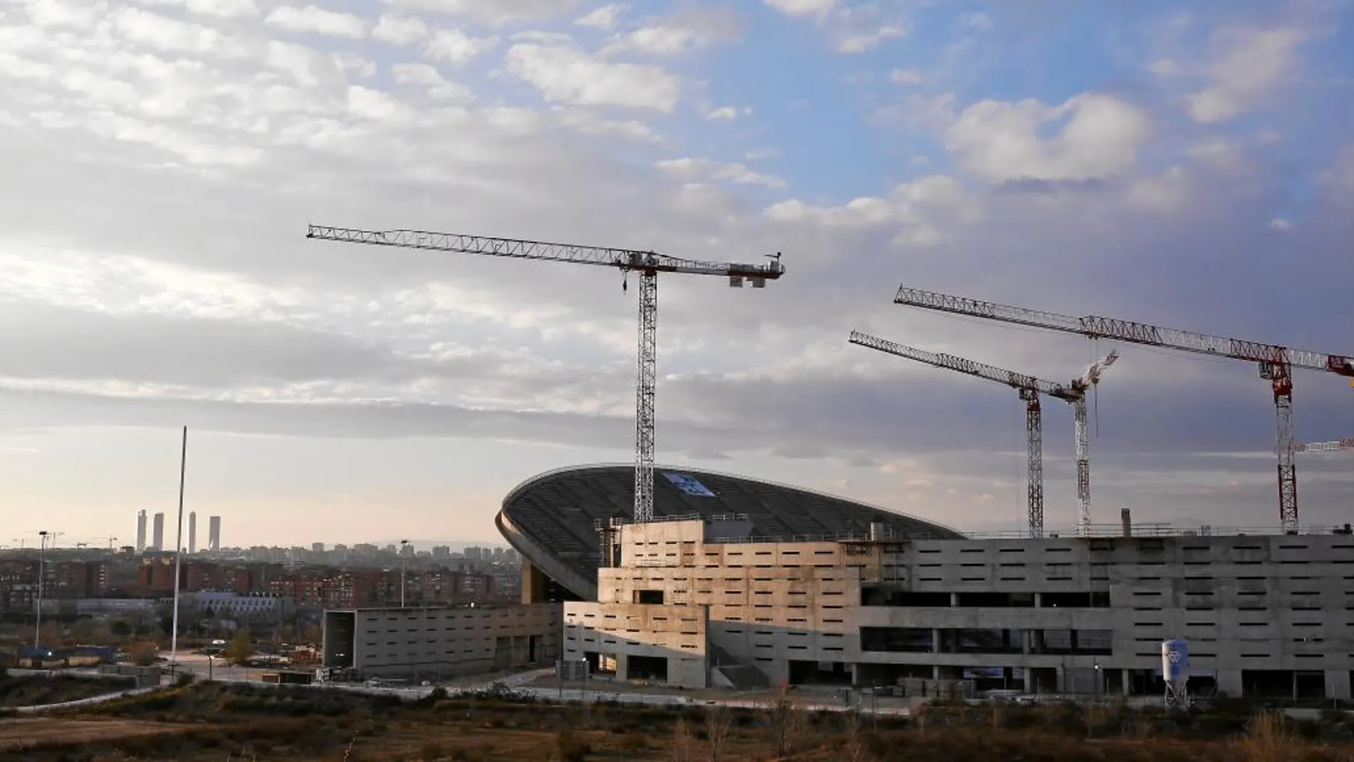 El estadio de La Peineta acogerá al club Atlético de Madrid a partir del verano del año que viene