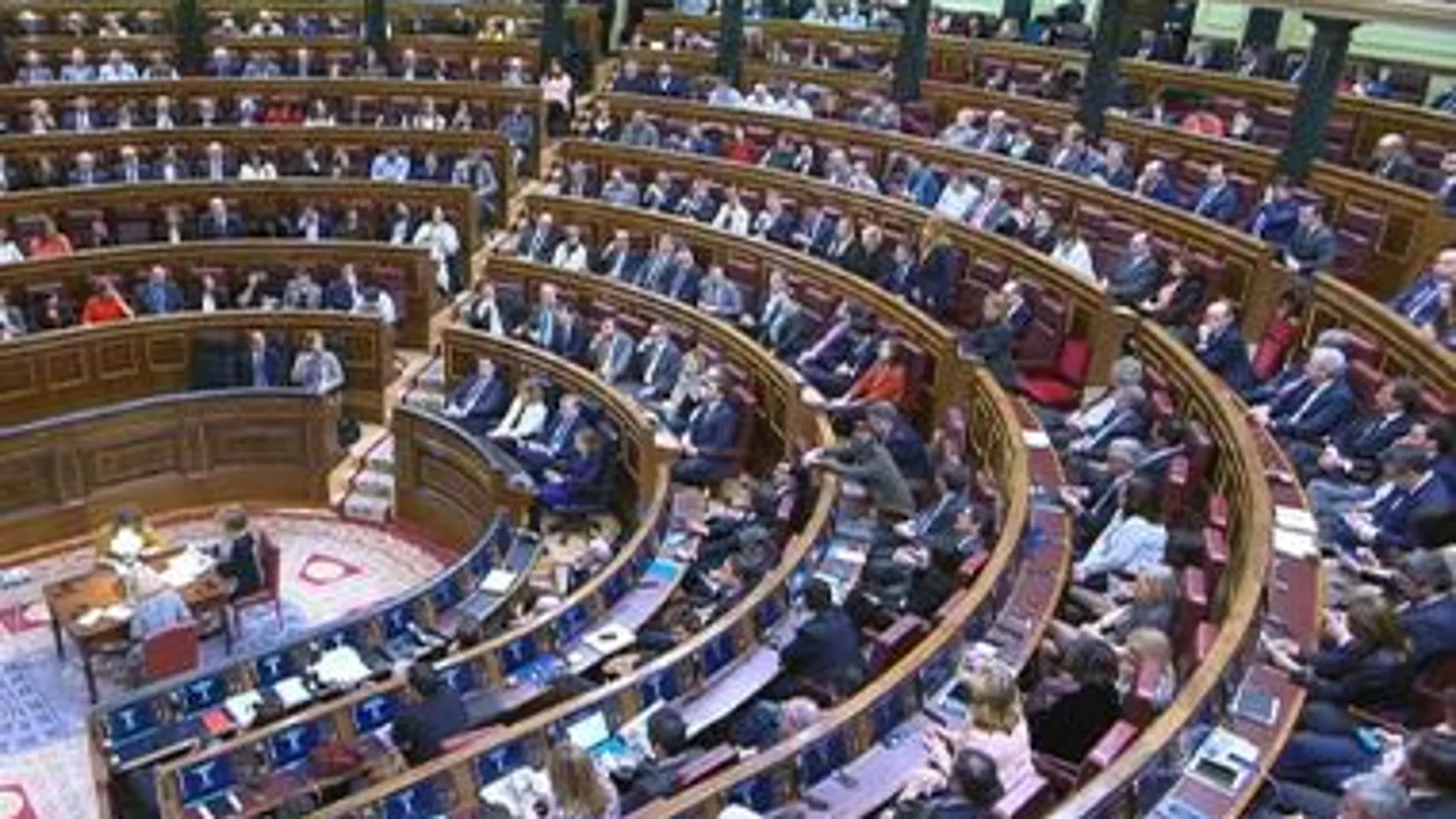 219 diputados rechazan a Sánchez