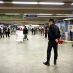 Policía Nacional en el Metro de Madrid