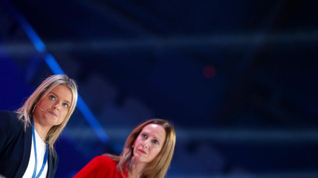 Mari Mar Blanco junto a la vicesecretaria de comunicación del PP, Marta González