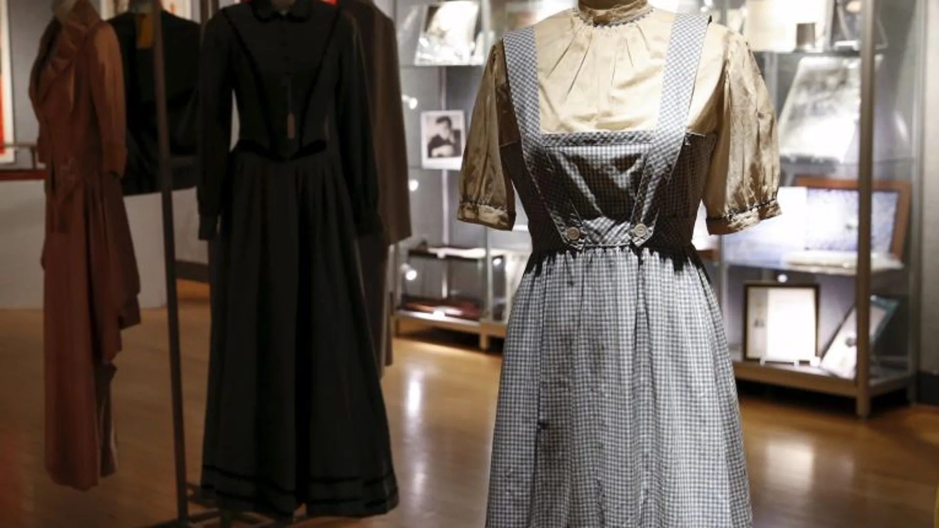 El vestido de "Dorothy", interpretada por Judy Garland en "El mago de Oz"