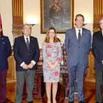 La alcaldesa de Cartagena, Ana Belén Castejón, ayer junto al pregonero Tomás Martínez Pagán