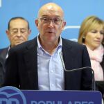 El candidato a la presidencia del PP de Valladolid, Jesús Julio Carnero, presenta sus nuevas propuestas